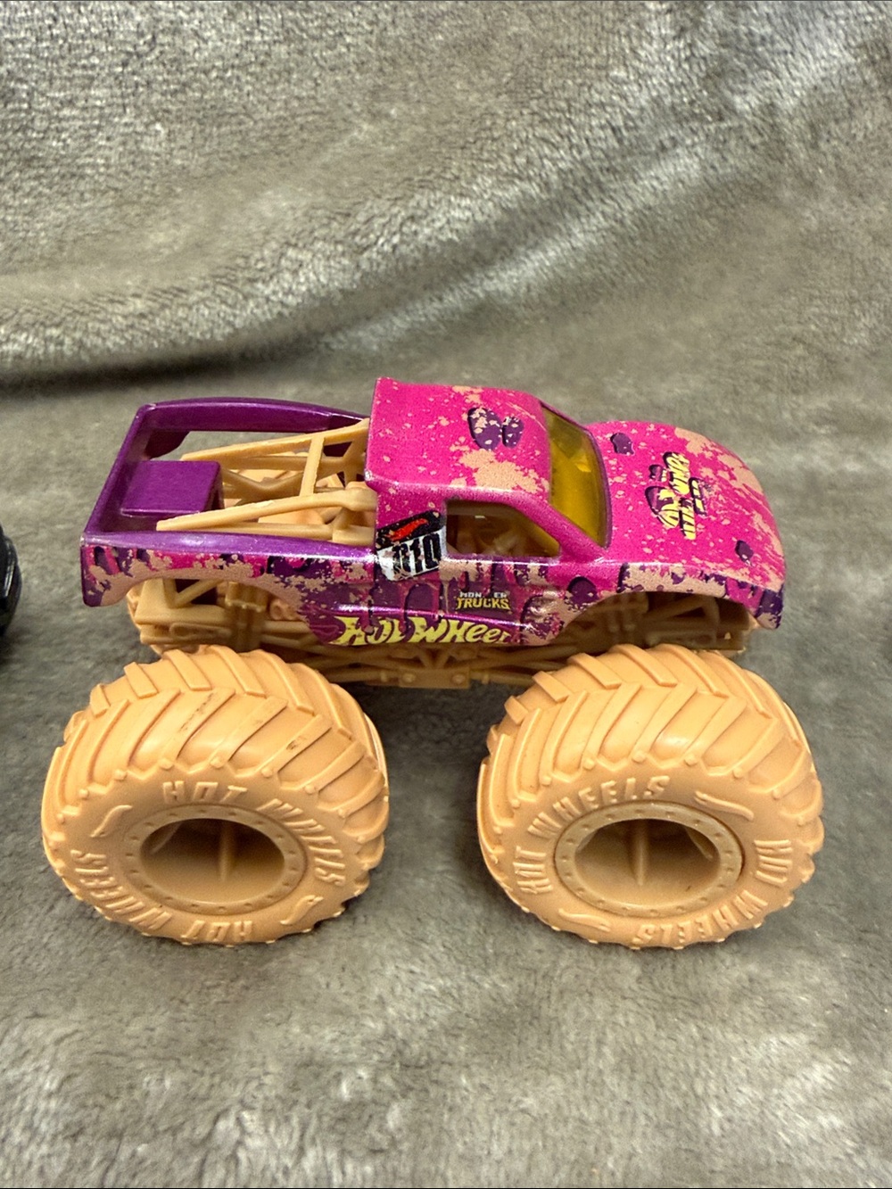 Lot of 3 Hot Wheels Monster Trucks Motosaurus, Hot Wheels, & PPG G - Picture 5 of 8
